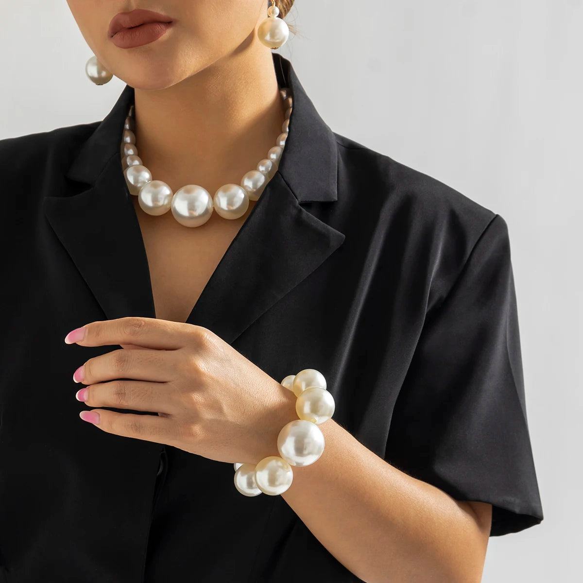 Her Material is PEARL