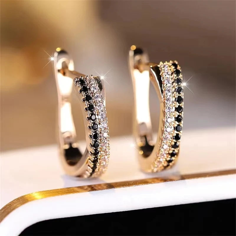 Product her Earring Type is Stud Earrings