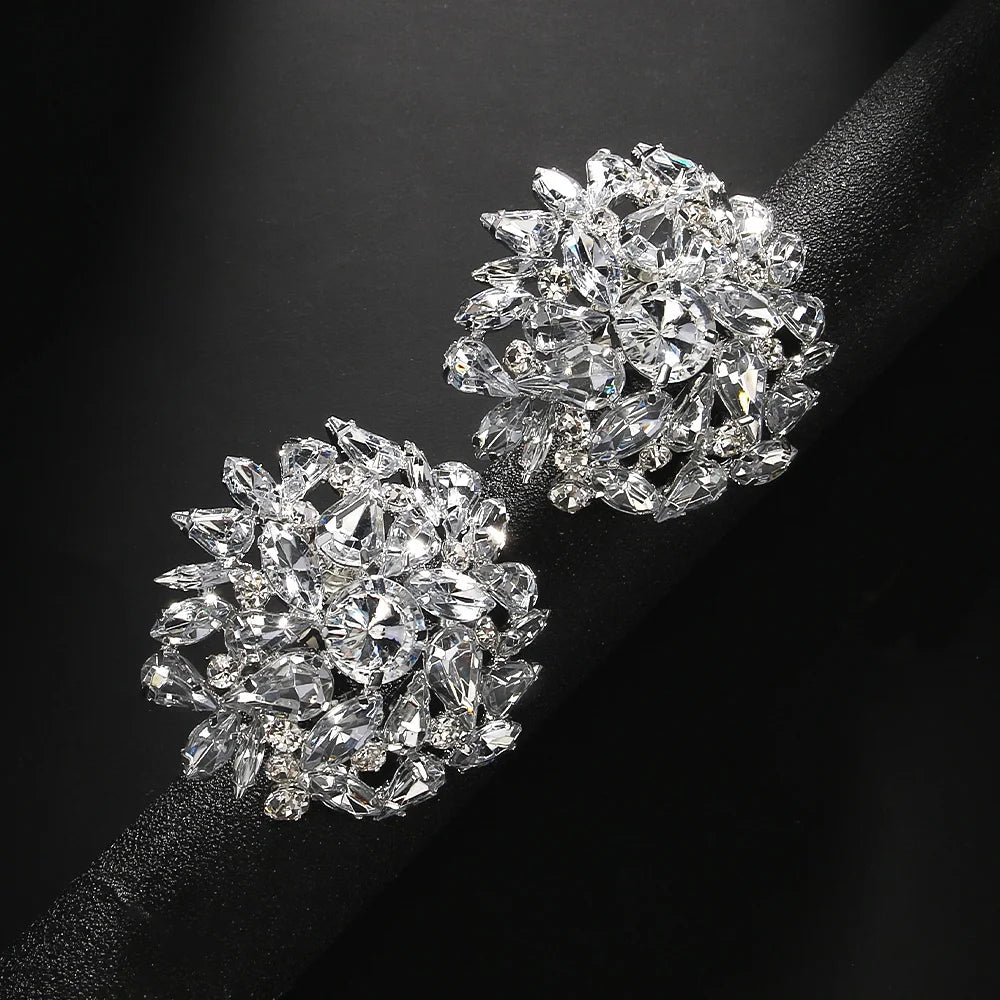 Earring Type is CLIP EARRINGS