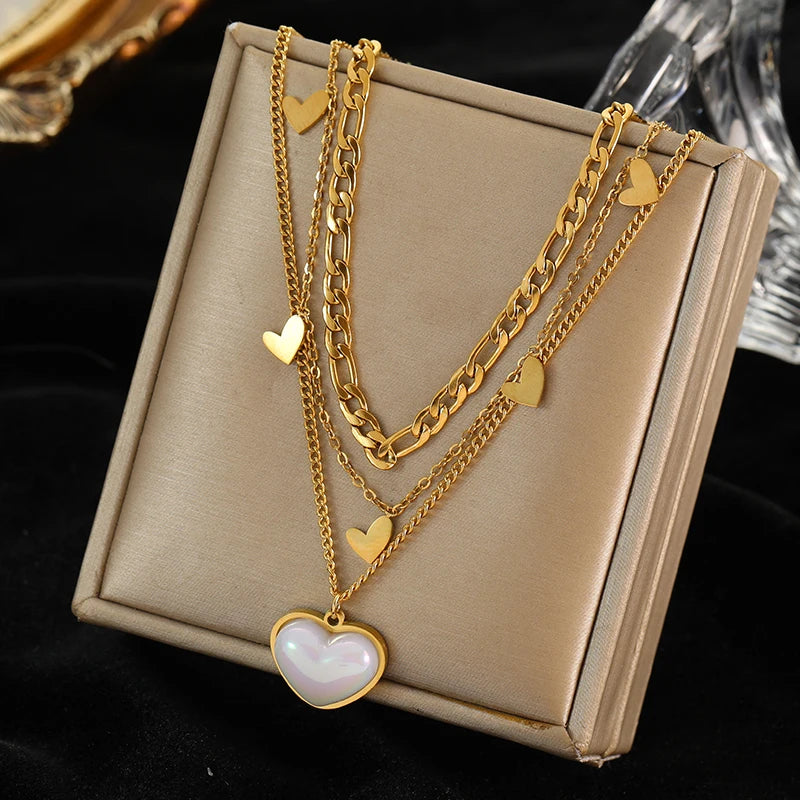 Necklace Type is Pendant Necklaces  