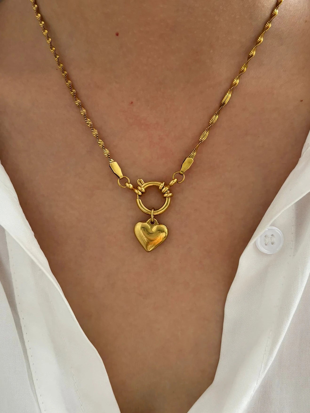  Item Type is  NECKLACES  