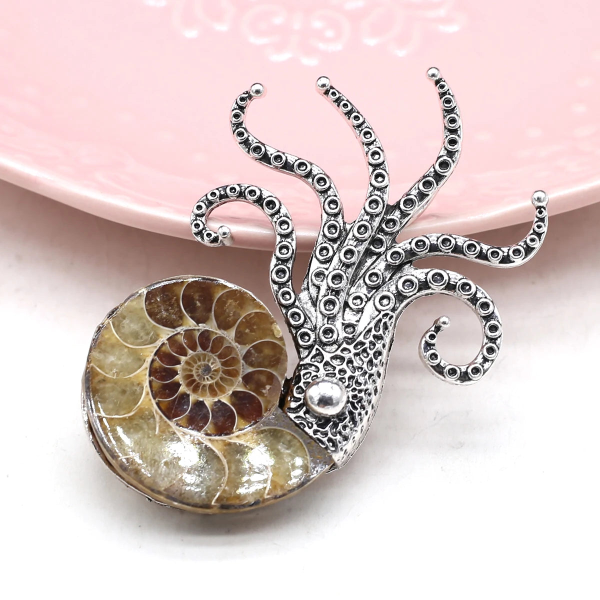 Shell Brooches - Bijoux Art