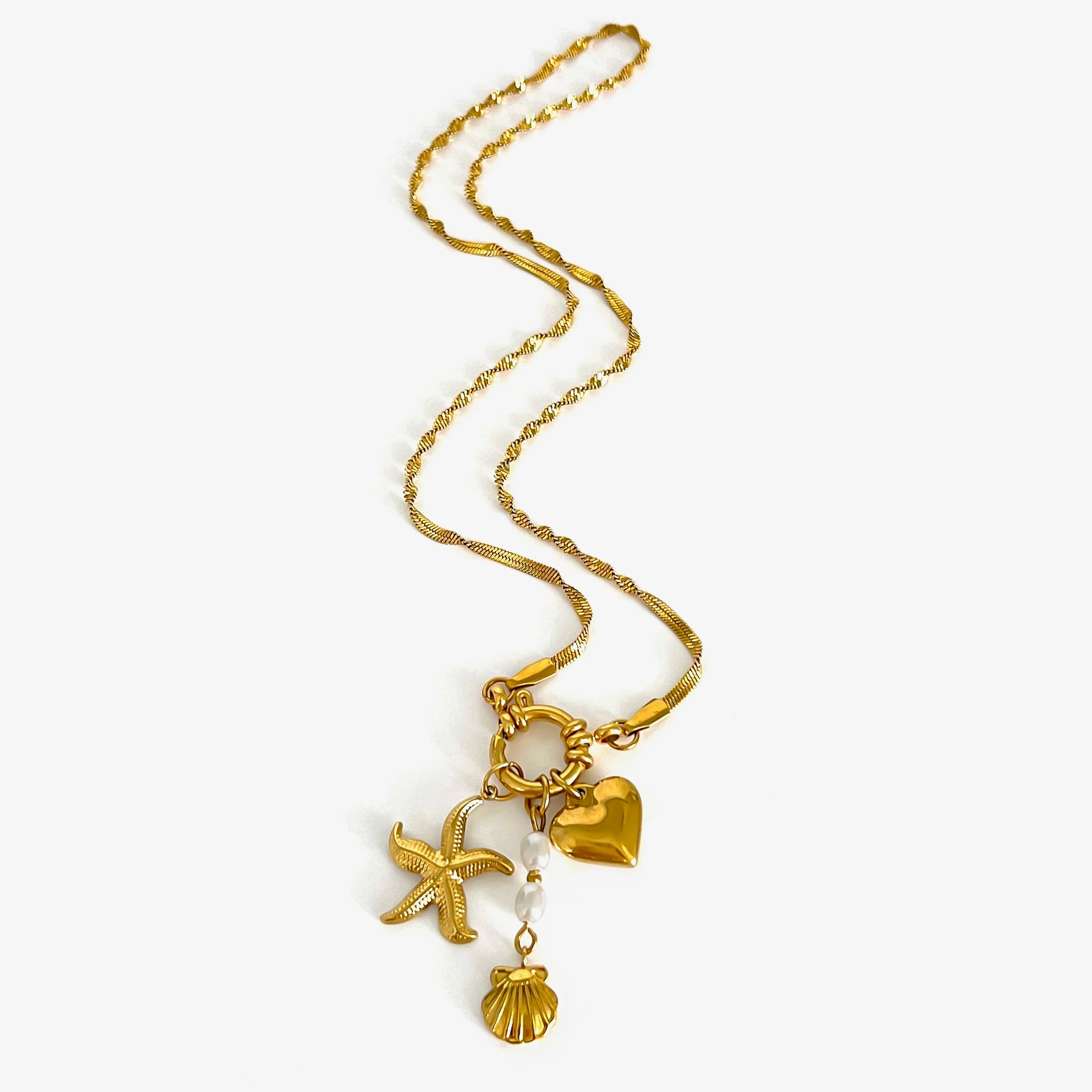 Necklace Type is Pendant Necklaces  